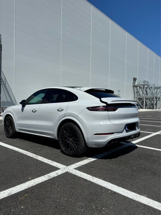 PORSCHE Cayenne Coupe