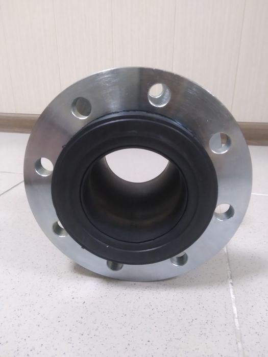 Продам гибкая вставка