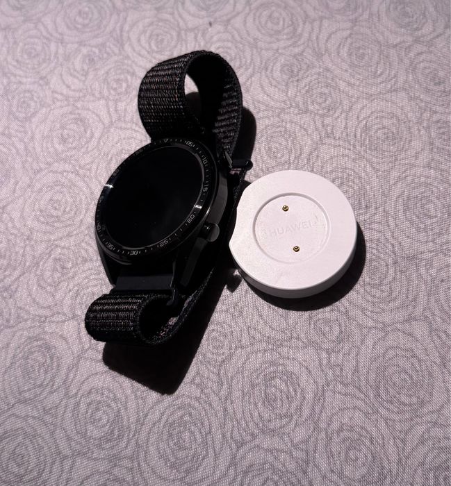 Huawei Watch GT stare buna