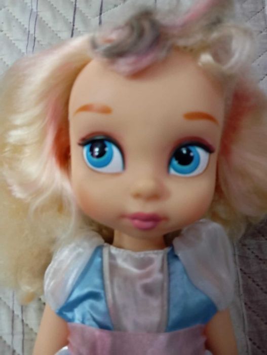 Голяма кукла Пепеляшка на Disney Animators