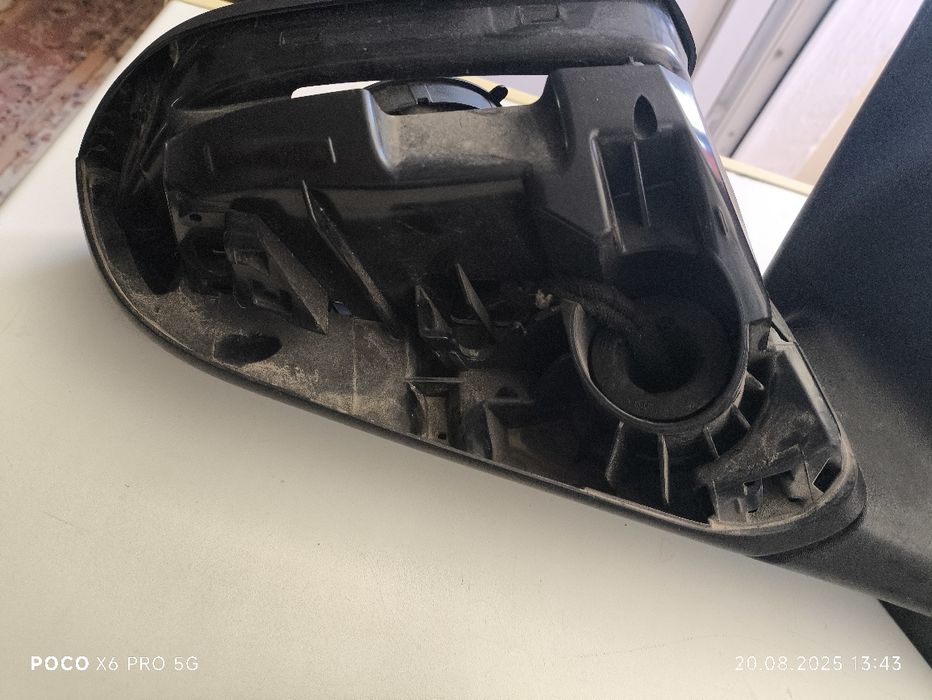 Продам корпус зеркало Хуйндай Соната