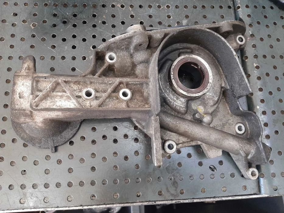 pompa ulei  937a2000 1.9 jtd  alfa romeo 147 156