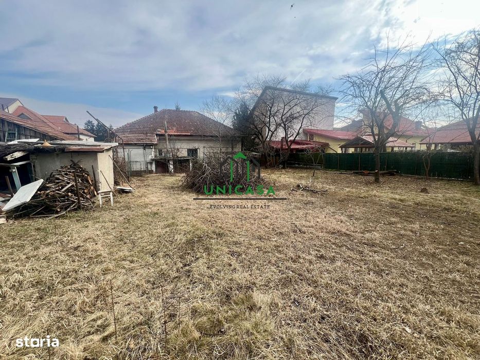 Casa Centru/ 4 camere / teren 920mp