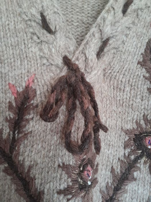 Вълнен ръчно плетен блузон