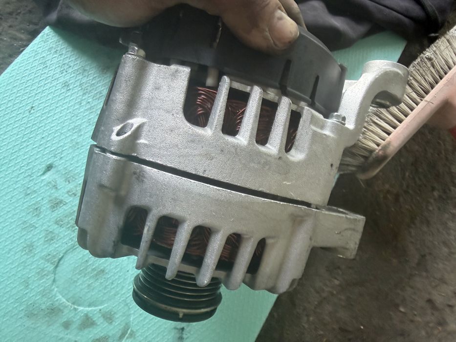 НОВ алтернатор бмв 320д 318д n47d20c