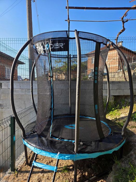 Градински детски батут