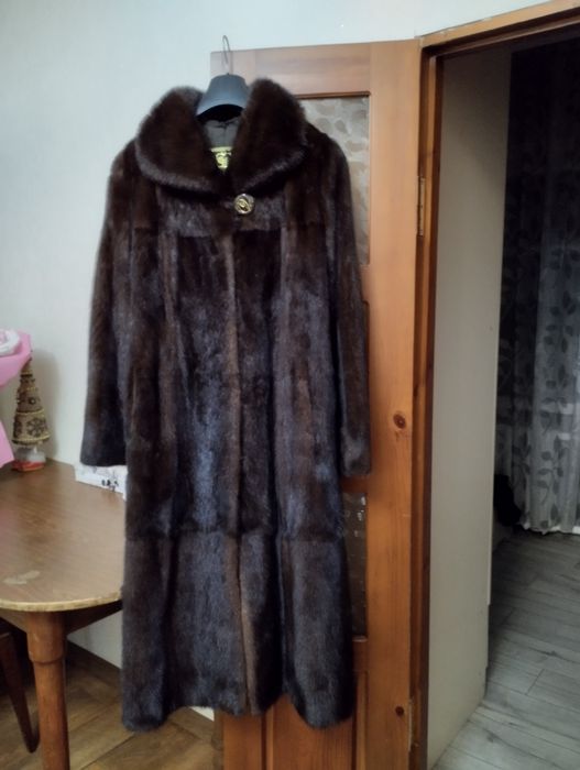 Шуба норковая продам