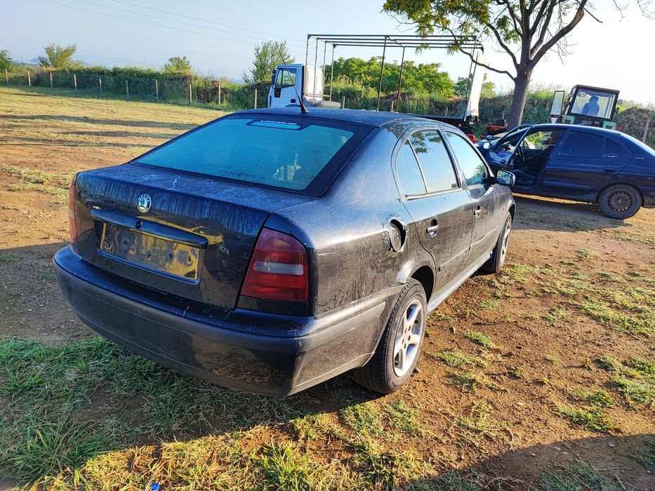Skoda Octavia 1.9 TDI НА ЧАСТИ
