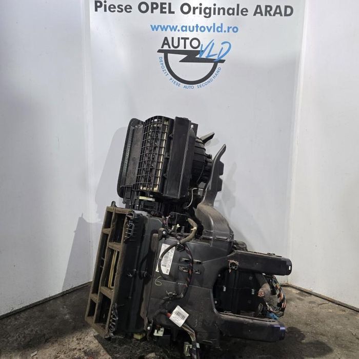 Carcasa aeroterma completa Opel Astra J GTC