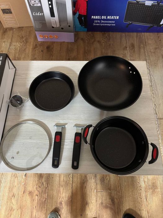 Это набор кухонной посуды Zepter из 3 предметов. В комплект входят каз