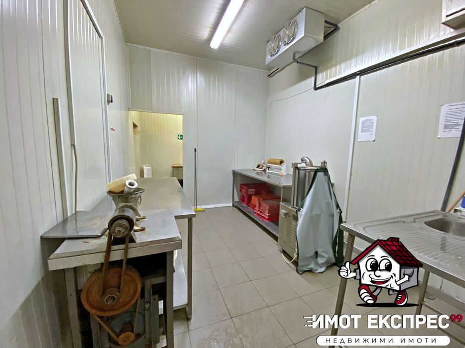 Продава се Промишлена сграда в Асеновград - 302 кв.м за 1656 €/кв.м - Снимка #10