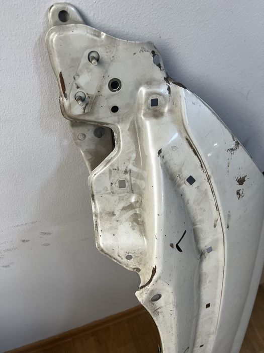 Крыло лексус gx470