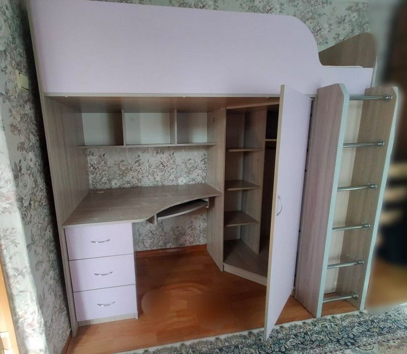 кровать чердак со столом