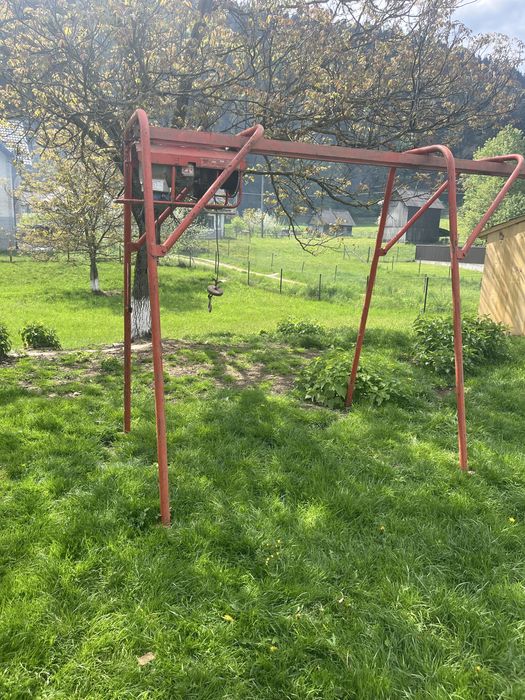 Vand macara pentru santier