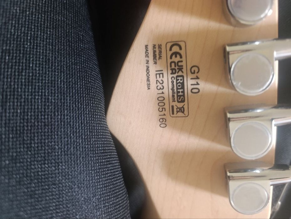 Продаётся гитара сорт в хорошем состоянии