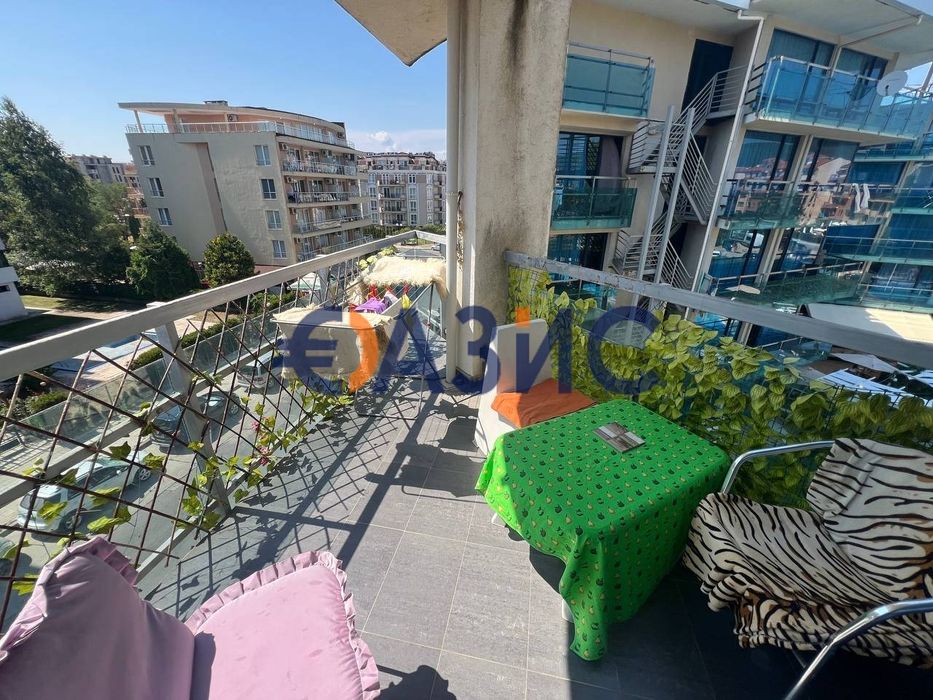 Продава се Двустаен апартамент в к.к. Слънчев бряг - 71 кв.м за 557 €/кв.м - Снимка #9