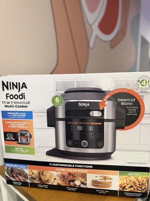 Ninja foodi 11 in 1 Smartlid Multi- Cooker