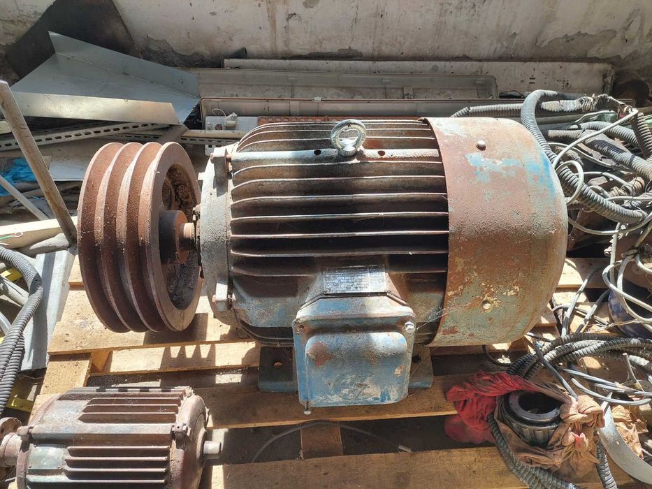 Електромотор трифазен 40кВт