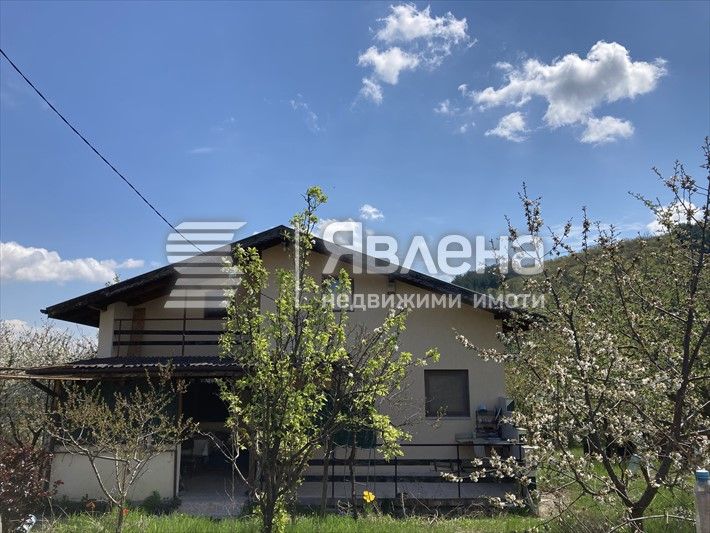 Продава се Къща в с. Гълъбовци, Област София-област - 65 кв.м за 1154 €/кв.м - Снимка #1