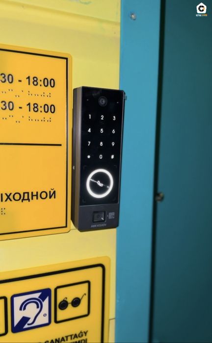 Установка смарт замков, видеодомофонов