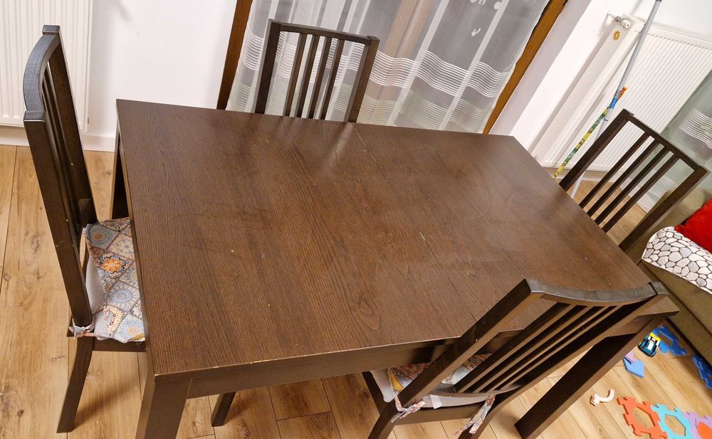 Masa extensibila Ikea maro