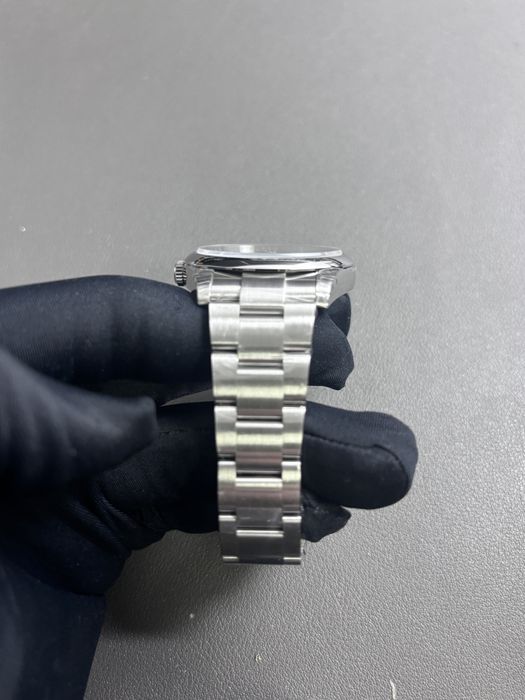 Rolex Oyster Perpetual Blue dial 134300 41mm VSF