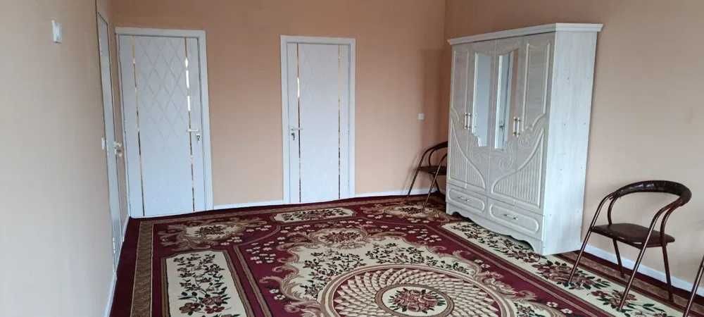 Срочно сдается новый дом,3 комнаты,3 сотки,Кибрай.