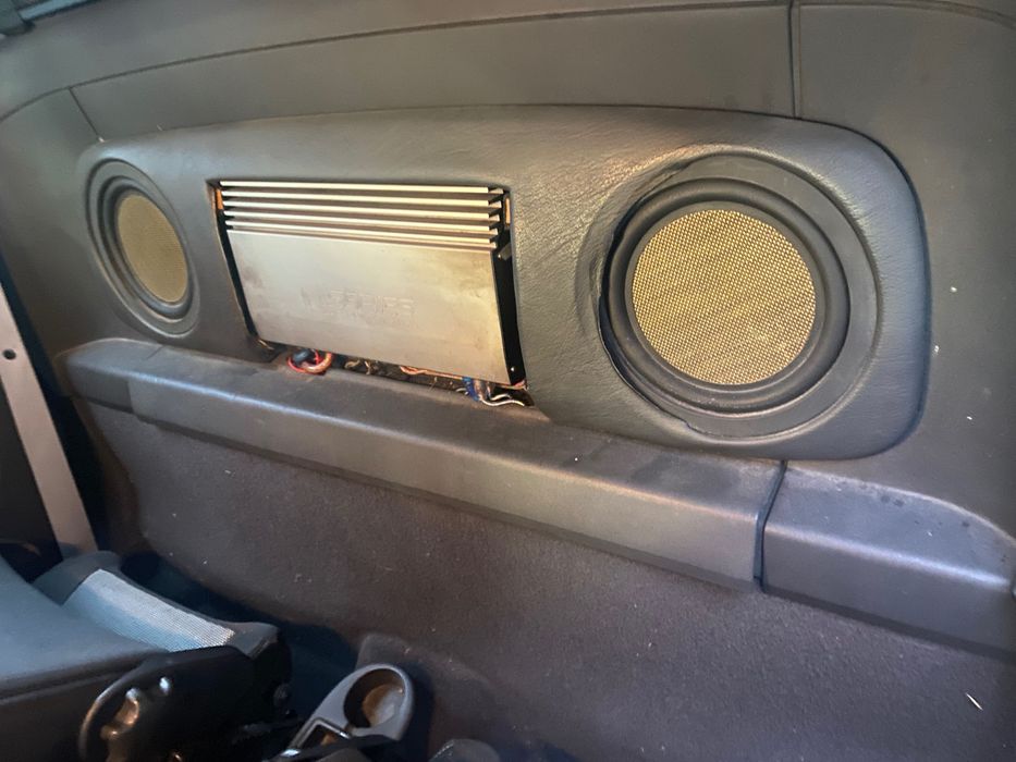 Бас каса за Опел Тигра