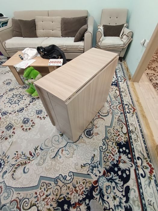 Продам стол новый