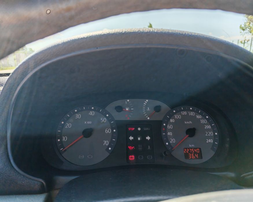 De vanzare RENAULT CLIO an fabricație 2004