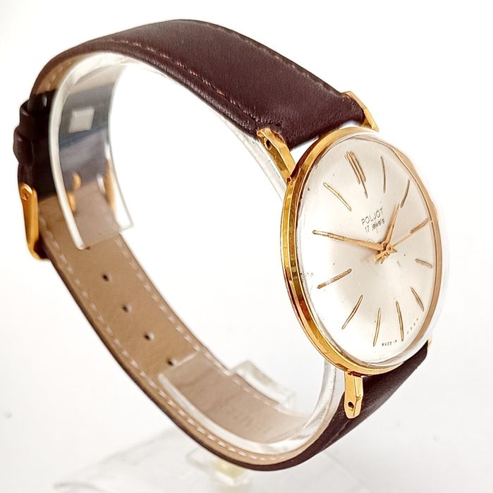 Poljot 17 jewels cal. 2409 - мъжки механичен часовник с ръчно навиване