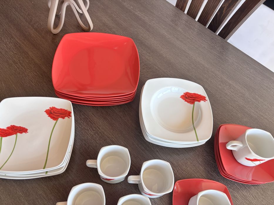 Сервиз за хранене