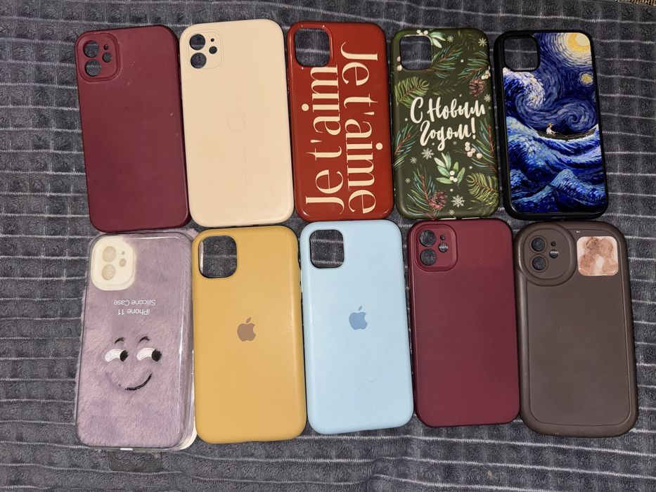 Чехлы на Айфон 11