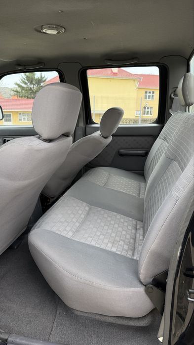 Nissan Navara D22 4x4 2004 2.5d 133 cp adus recent Italia impecabil fara rugina