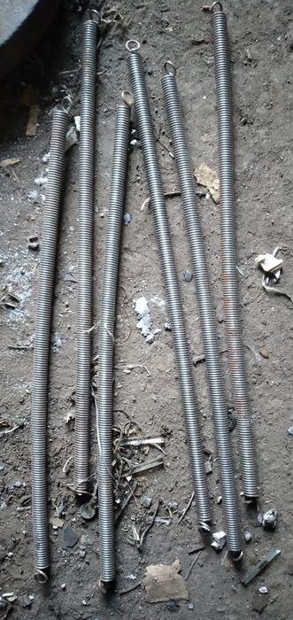 Пружины на двери