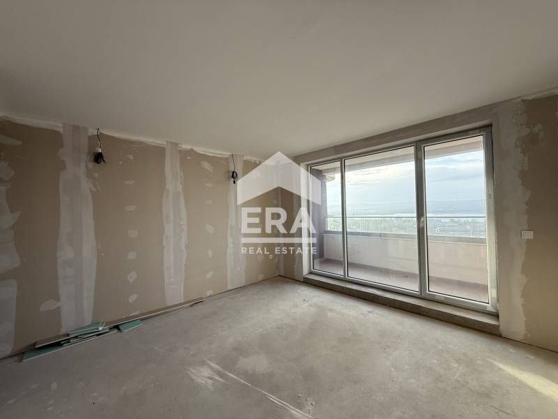 Продава се Двустаен апартамент в Варна, Трошево - 78 кв.м за 1170 €/кв.м - Снимка #1