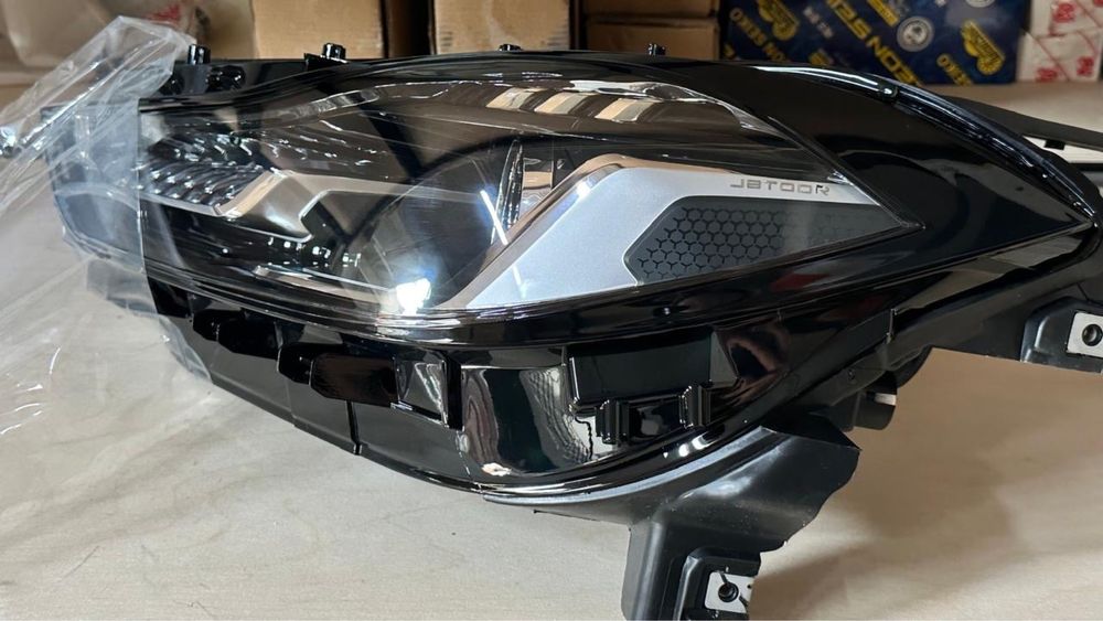 Jetour X 70 Plus фара оптика