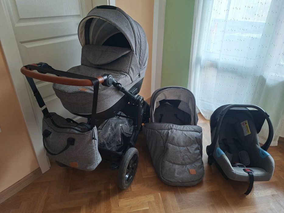 Бебешка количка Kinder Kraft 3 в 1