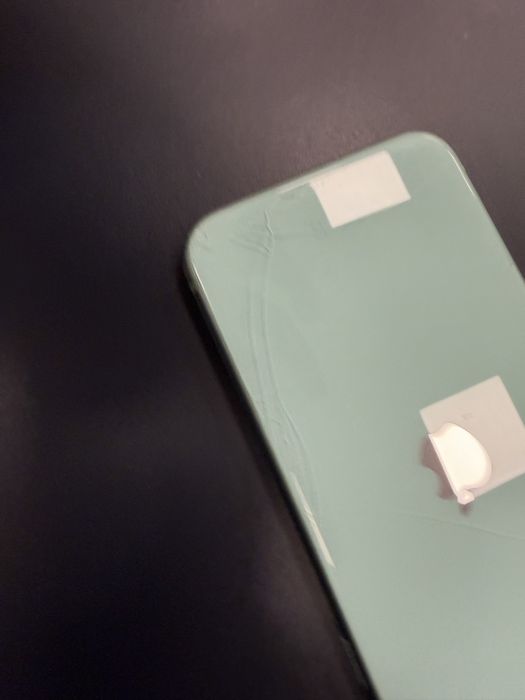 iPhone 11 green 64GB