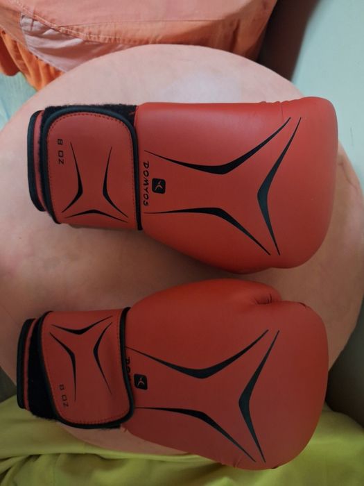 Боксови ръкавици на декатлон