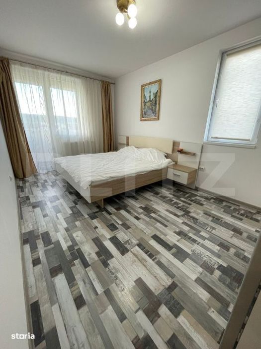Apartament cu 3 camere, semidecomandat, mobilat si utilat, parcare, zo