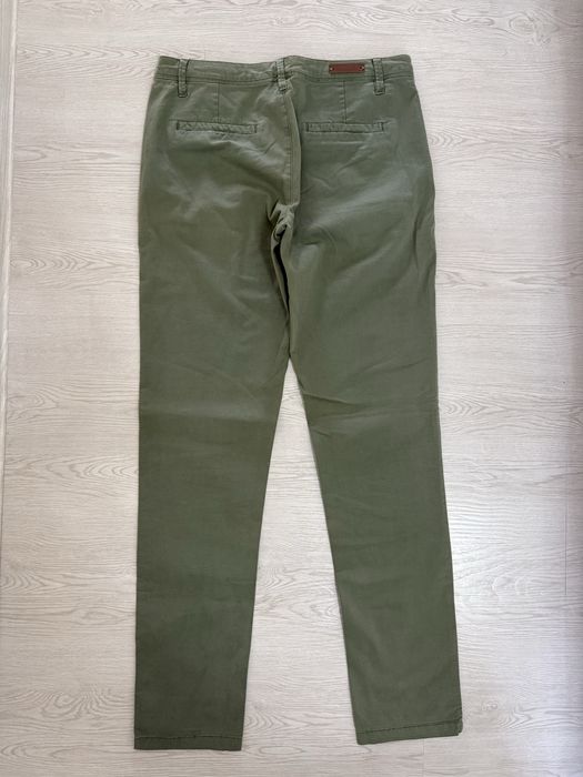 Брюки женские от бренда Promod, цвет хаки, прямой крой средняя посадка