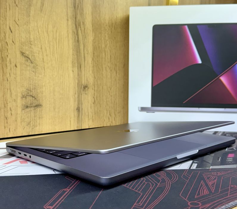 Macbook M2 Pro 14inch 16/512GB Pro chip