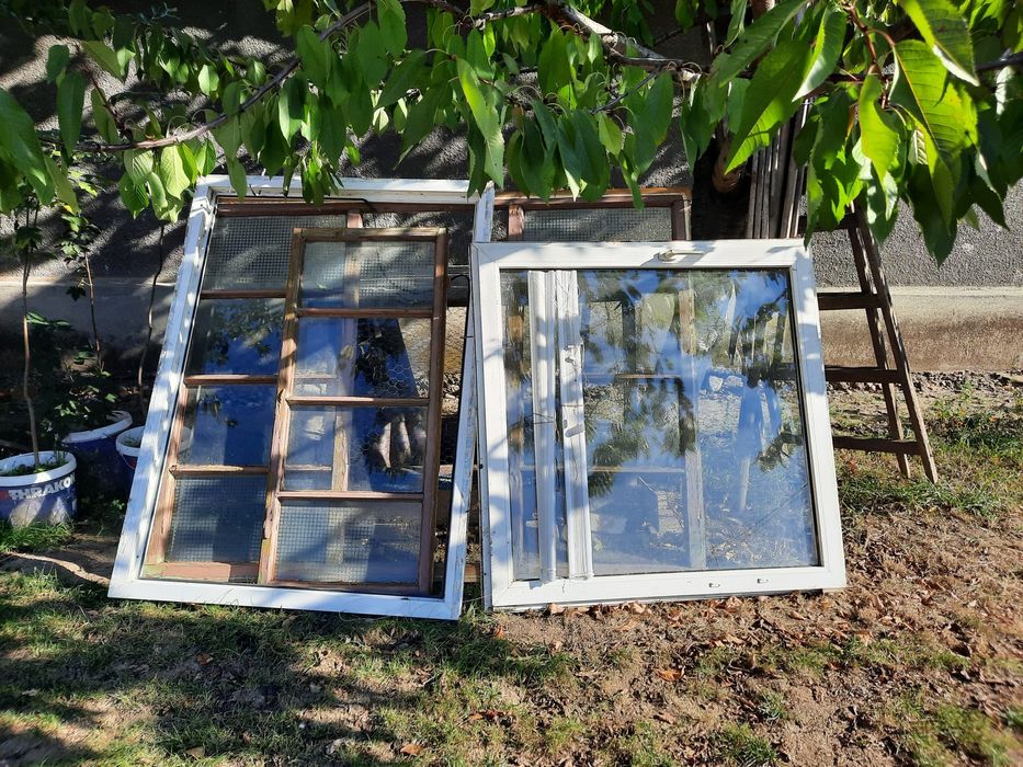 Materiale provenite din demolari + gard fier