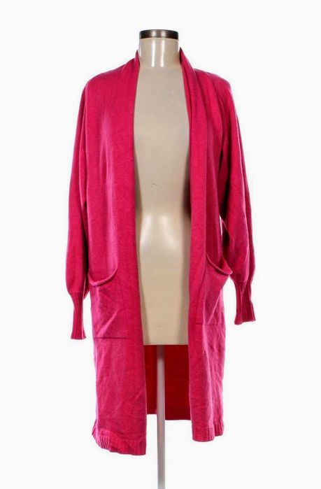 Дамска жилетка в розов цвят