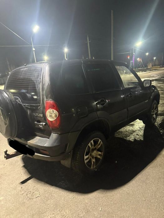 Chevrolet Niva  2013  года