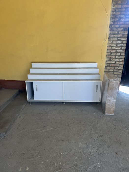 Mebel oyoq kiyimlar uchun dokonga uchun