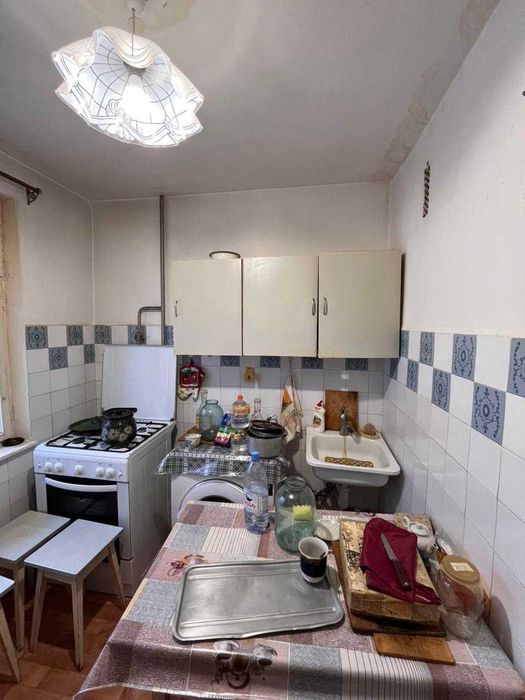 Продается 3 комн кв р-н Диана