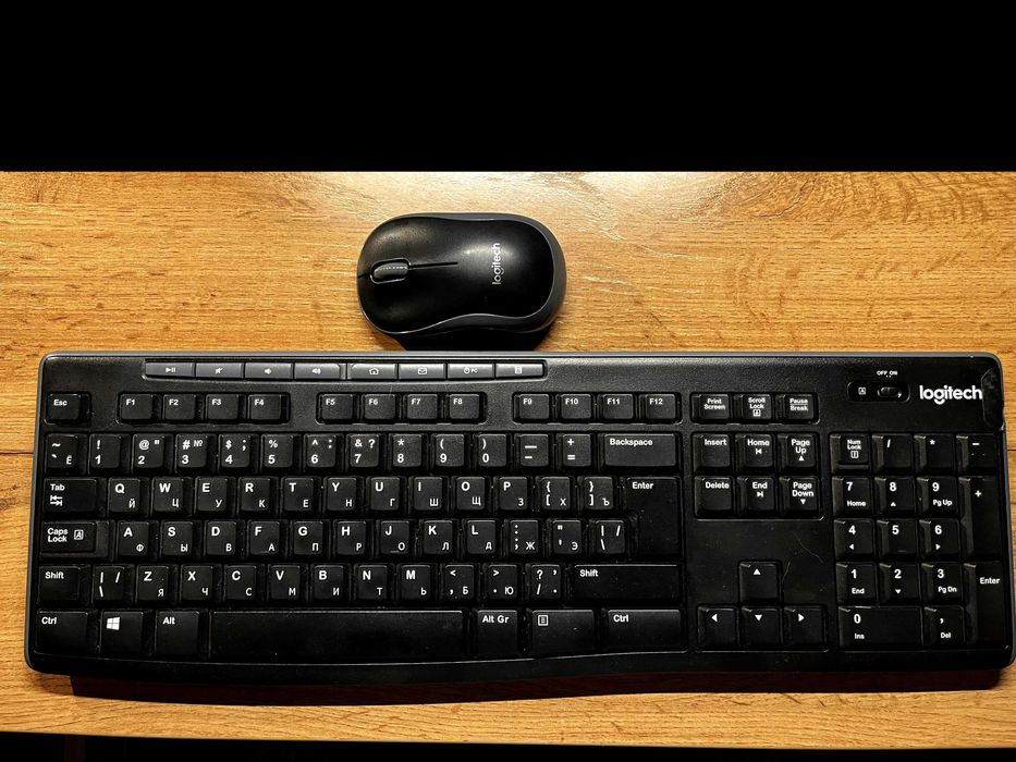 Беспроводная клавиатура и мышка