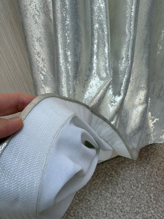 Продам шикарное платье